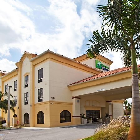 Holiday Inn Express Stuart By Ihg Palm City Exterior photo